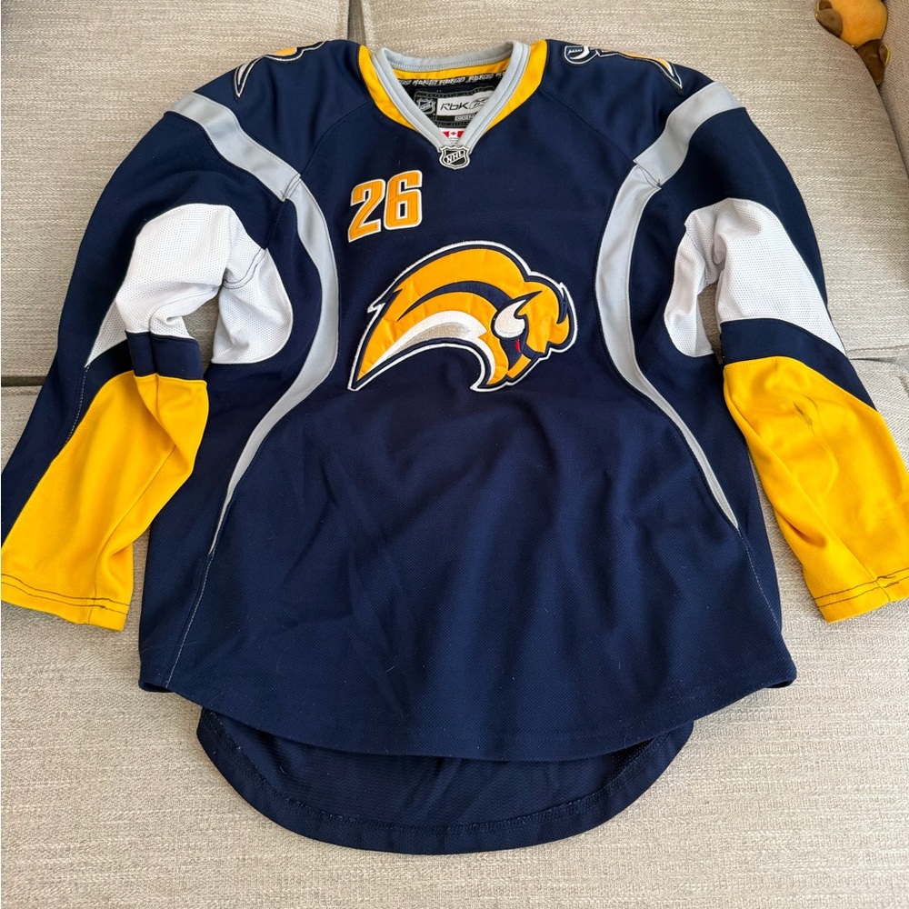 Buffalo Sabers Vanek Jersey Size 52